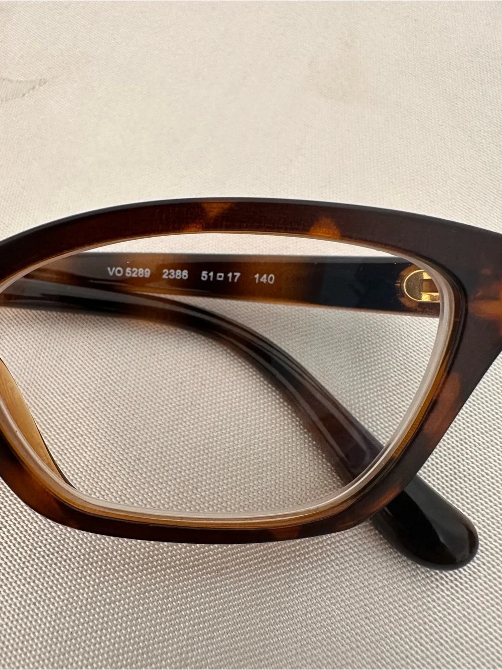 Vogue Tortoiseshell Cat-Eye Glasses in Brown and Black 51 17 140